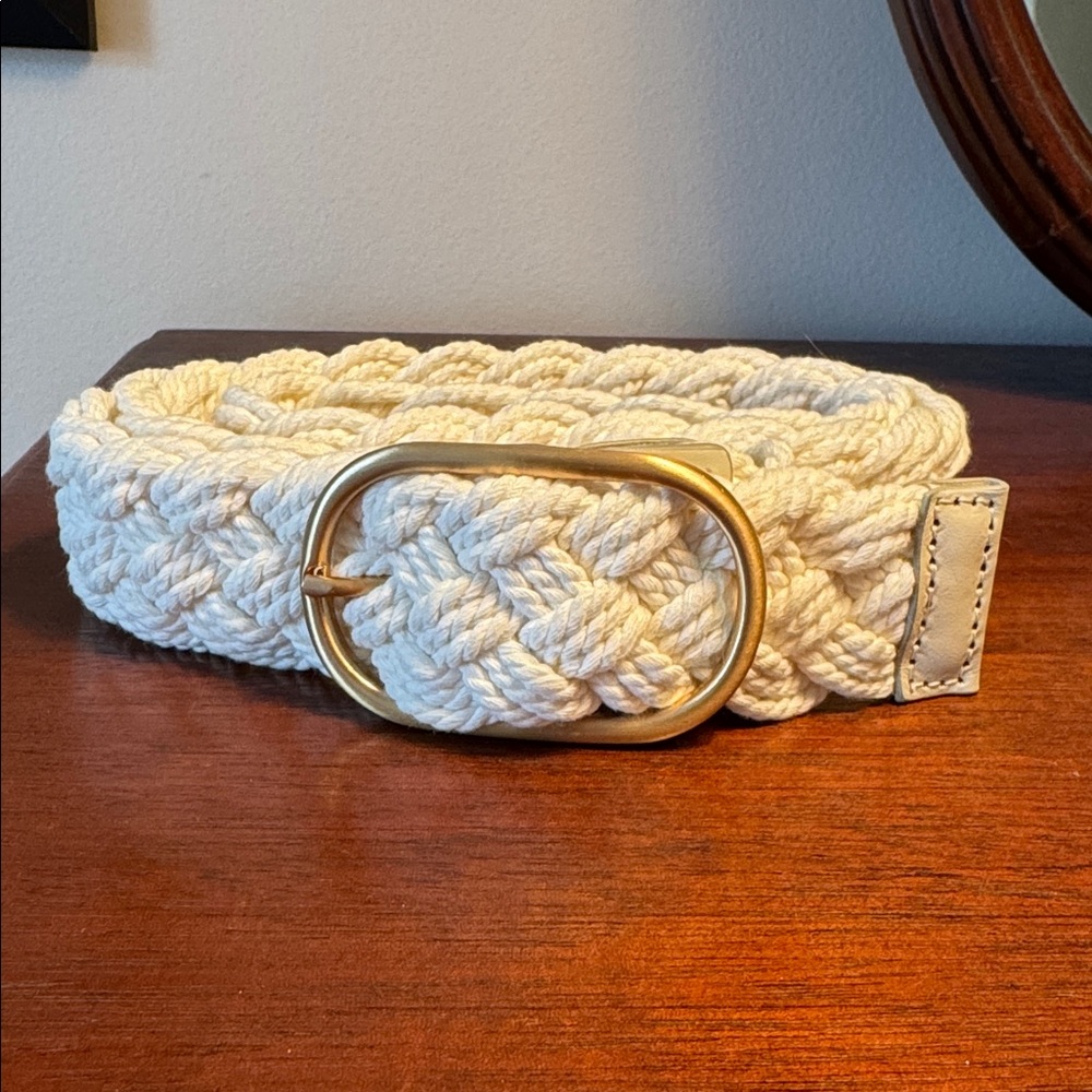 Vineyard Vines White Braided Belt with Gold Buckle Accent